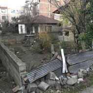 زمین دو نبش 10 قدم فاصله تا جاده اصلی تهران - شمال