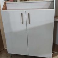 جاکفشی جادار