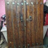 درب چوبی قدیمی