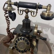 تلفن آنتیک مدل ایفل