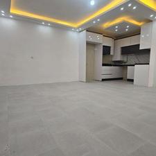 آپارتمان کلیدنخورده فول روبروی مترو چسب امکانات فاز4