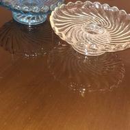 دوعدد شیرینی خوری کوچک