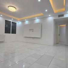 آپارتمان خوش چیدمان 85متری فول پارکینگ و انباری کم واحد