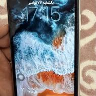 آیفون 11 دوسیم سفید سالم و تمیز