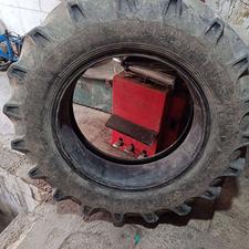 یک عدد لاستیک جلو تراکتورجفت با تیوپ