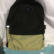 کوله پشتی مدرسه ای