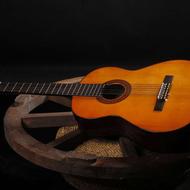 فورش گیتار c70