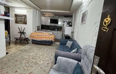 82 متری سندار