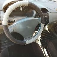 تیبا صندوقدار آبی