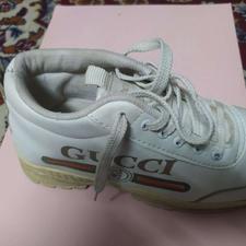 کتانی اصلی ایتالیا . کارکرده ولی سالم و زیبا و مطمئن