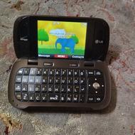 گوشی ساده ال جی (کیبوردی)