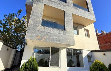 فروش ویلا 475 متر در جاده فرح آباد تریپلکس