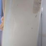 یک عدد فریزر 12 فوت پارس