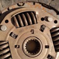 دیسک و صفحه 206 والئو فرانسه . لاستیک بارز