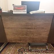 میز تحریر و اداری