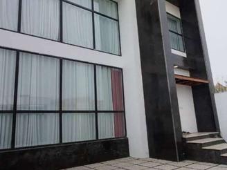 فروش ویلا 270 متربنا استخردار 210مترزمین چندقدمی دریا 