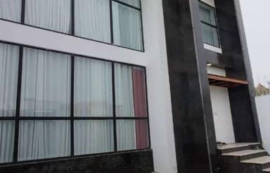 فروش ویلا 270 متربنا استخردار 210مترزمین چندقدمی دریا