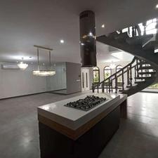 فروش ویلای شیک و نوساز مرکز شهر