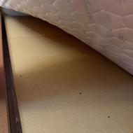 تخت یک نفره ام دی اف باکفی نئوپان وتشک خوش خواب ویک میز د