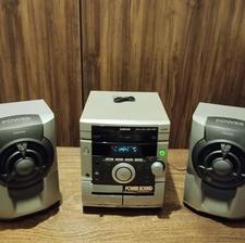 ضبط صوت سامسونگ دارای چنجر سی دی سه تایی دارای پورت AUX