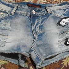 شورت لی زنانه