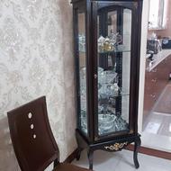 بوفه شیشه ای