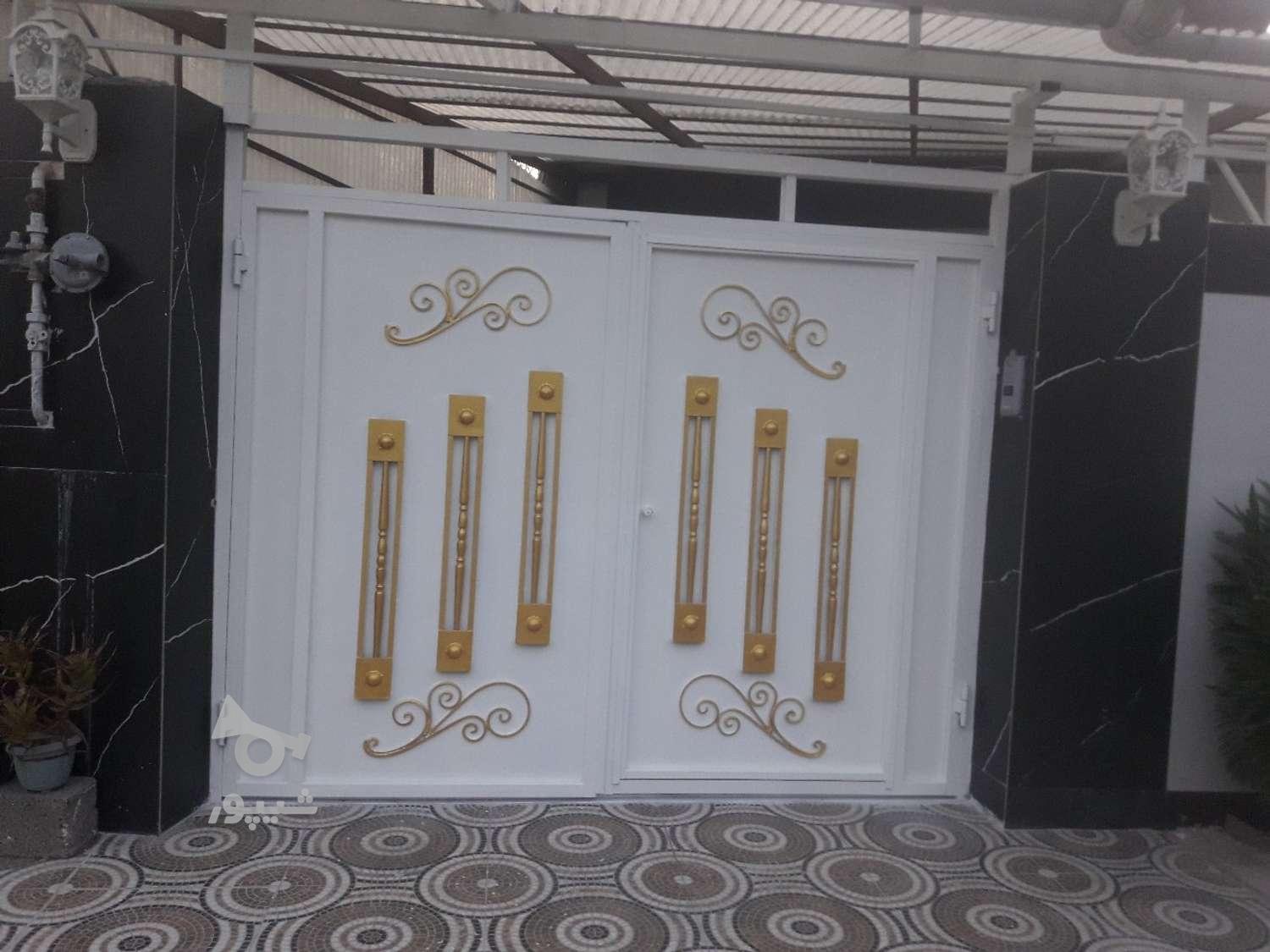 نقاشی ساختمان و دربازه