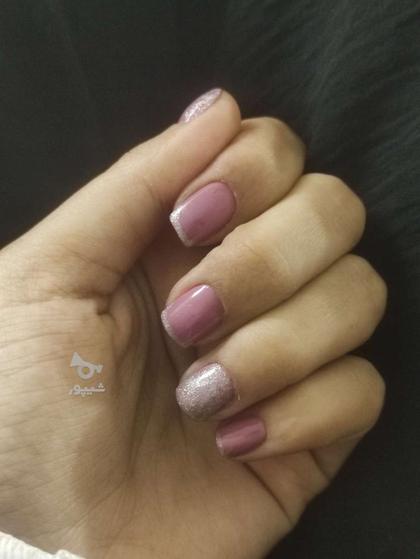 کاشت و خدمات ناخن