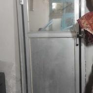 فروش در صرویس بهداشتی