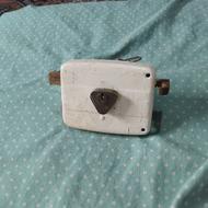 قفل درب سالم