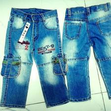 شلوار جین بچه‌گانه