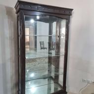 ویترین بزرگ