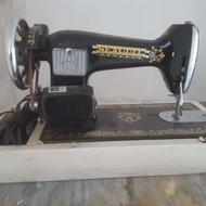 چرخ خیاطی قدیمی