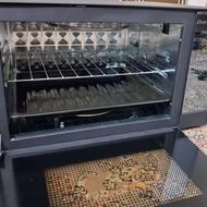 یک عدد آون توستر کاملا نو با جعبه