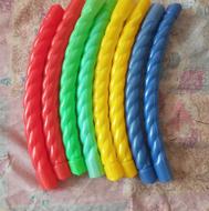 حلقه ورزشی. بازی فکری. کره زمین. حروف انگلیسی