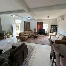 فروش ویلا 320 متر در مرکز شهر