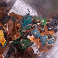 ضایعات برد گوشی تمامی مدل اوراقی تعداد بالا رو کیلویی میخرم