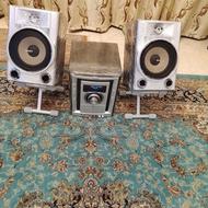 یک عدد ظبت سونی اصل ژاپن خونگی تمیز سالم