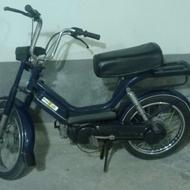 موتور سیکلت براوو