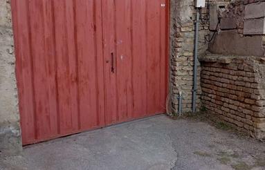 253مترحیاط باملک کلنگی درقره قاچ