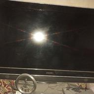 تلویزیون کامل سالم به شرط چون نیاز به پول داشتم فروختم