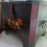 گاو صندوق قدیمی اهنی