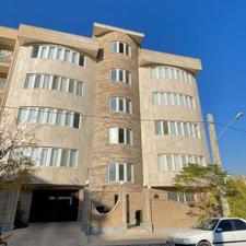 سندتکبرگ نماسنگ متراژ بالا سه خواب فول کم واحد اخذوام