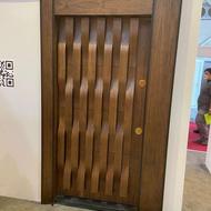 درب ضدسرقت طرح کلاسیک روکش گردو دربهنمیر