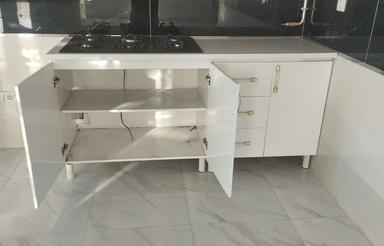 یک واحد خانه اجارهای در. رشید آباد فول امکانات