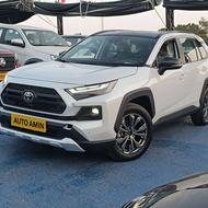 تویوتا راوفور 2025 سفید