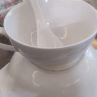 سوپ خوری 3عدد .شیرینی خوری و اجیل خوری .میوه خوری