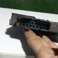 خریدار ترانزیستور یا کامبیوتر