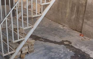 خانه دوطبقه کرناچی