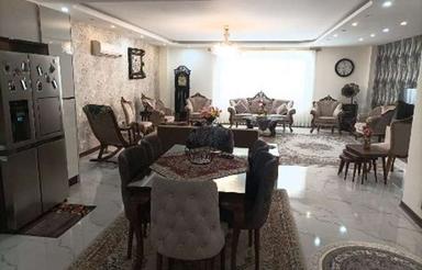 فروش آپارتمان 160 متر در مرکز شهر، روبروی پارک طلایی